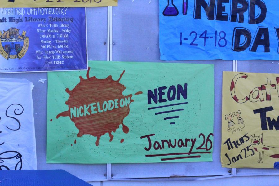 ASB notifies students on Winter Week with posters in the quad.