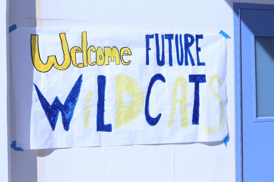 Signs welcomed 8th graders to preview day.