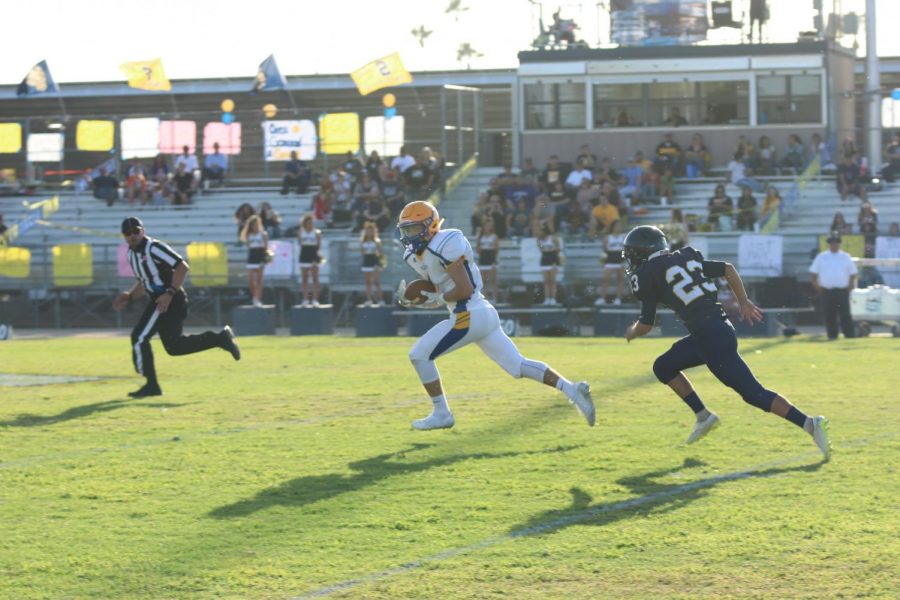 Chad Berry breaks away for his first touchdown of the evening.